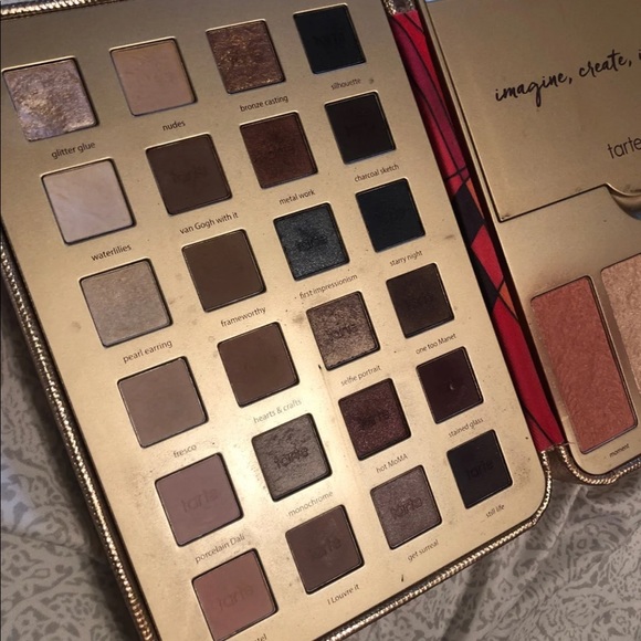 Tarte Makeup Case - Picture 1 of 4